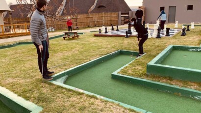 Playing Putt-putt at Aquila Game Reserve Playing Putt-putt at Aquila Game Reserve
